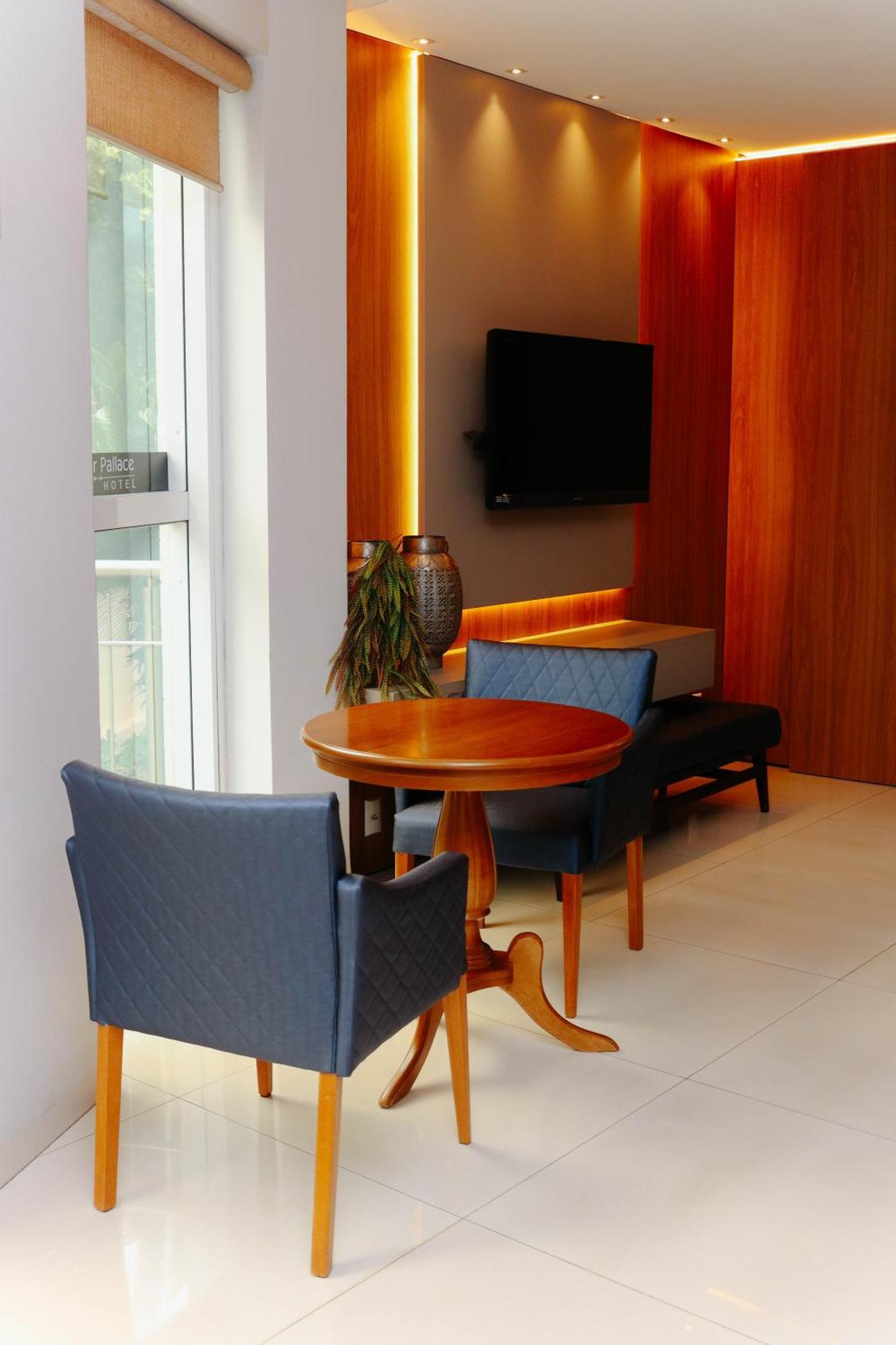 Premier Pallace Hotel 3*